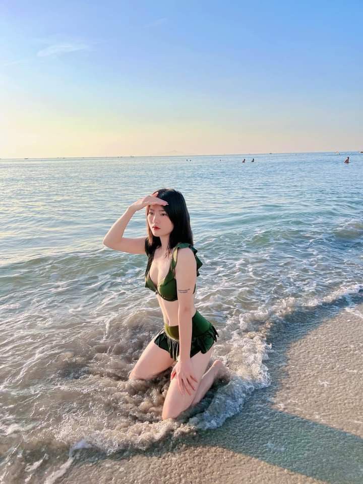 gai-xinh-mac-bikini-ngan-3-2