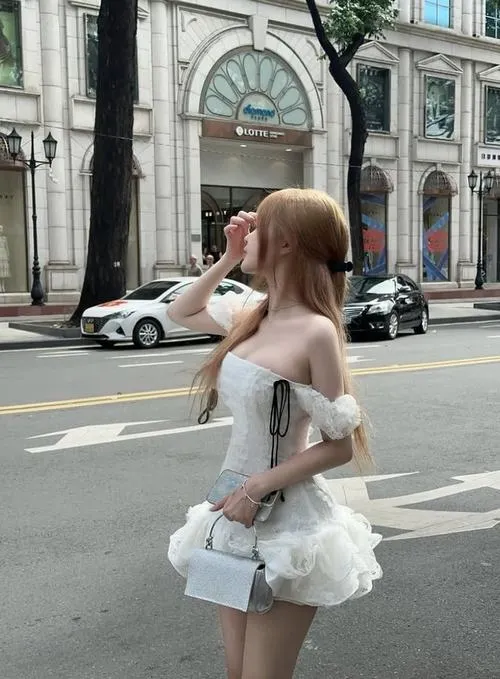 Che mặt một chút thôi mà ảnh gái xinh lại cuốn hơn hẳn