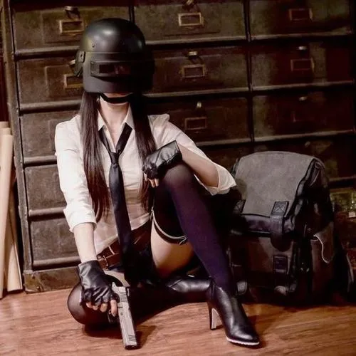 Top 50 Ảnh Gái Xinh Cosplay Free Fire mang thần thái chiến binh bắn súng sinh tồn