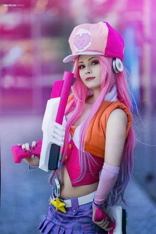 anh gai xinh cosplay lien quan 15
