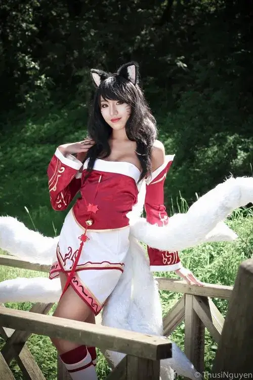 anh gai xinh cosplay lien quan 9