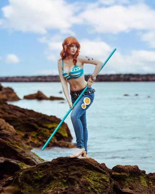 anh gai xinh cosplay one piece 49