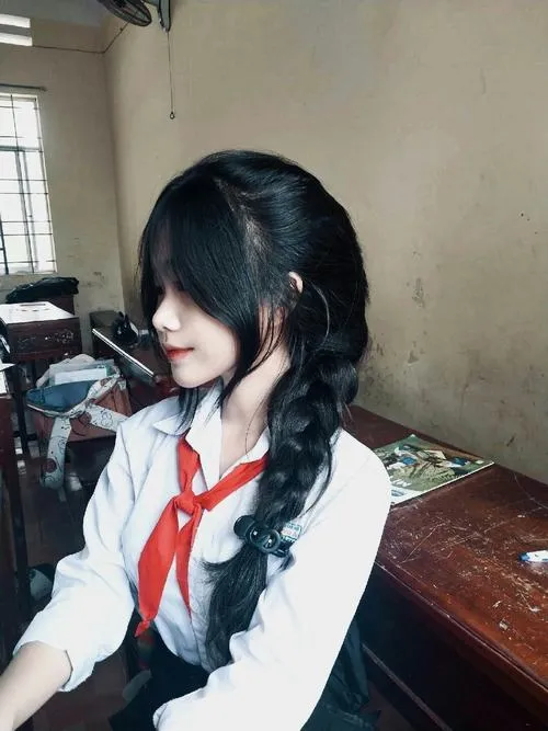 Khung cảnh trường trung học phổ thông gợi cảm giác thanh xuân