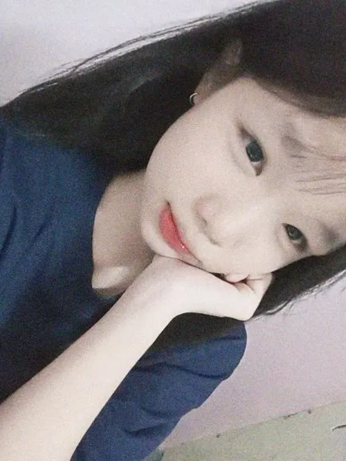 Khoảnh khắc lễ chào cờ lưu dấu tuổi học trò hồn nhiên