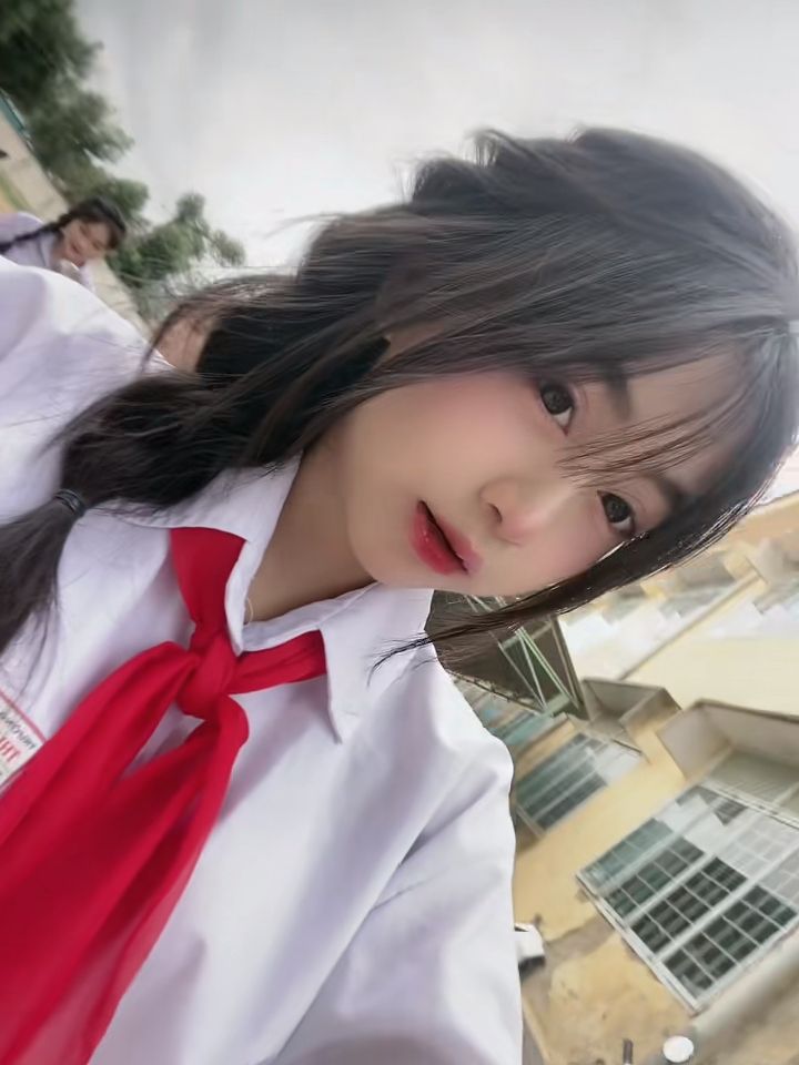 anh-hot-girl-dang-yeu-25