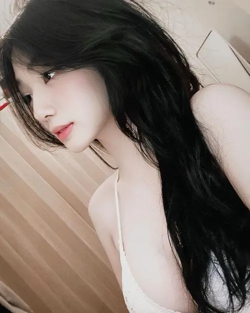 Theo dõi tăng nhanh bởi sự nổi tiếng sớm