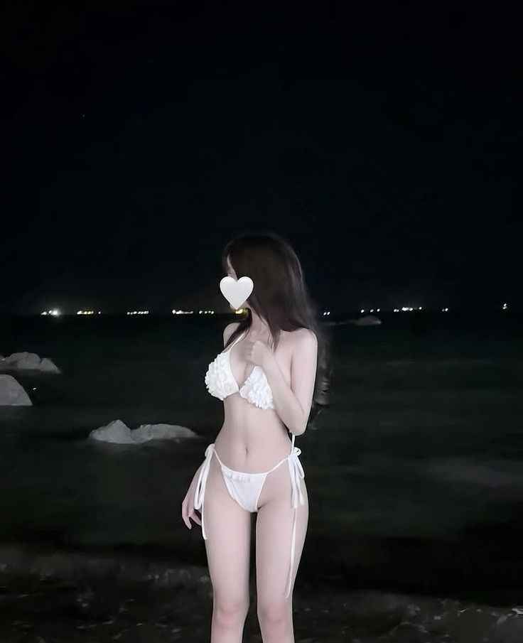gai-xinh-bikini-trang-17