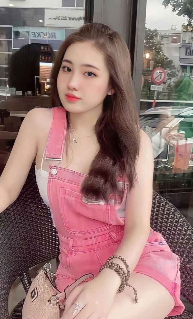 tai-anh-gai-dep-ve-may-8