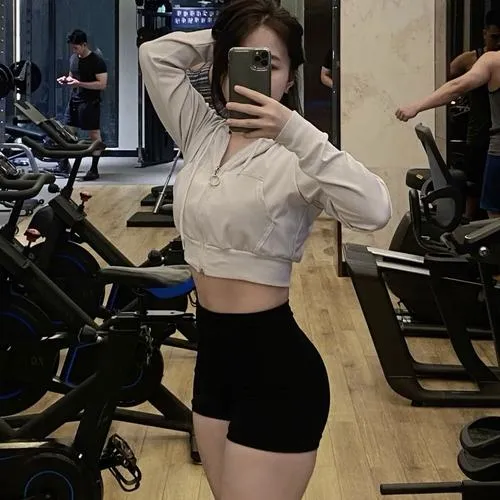 60 Ảnh Gái Tập Gym Xinh khoe vóc dáng khỏe khoắn body gọn gàng đầy năng lượng