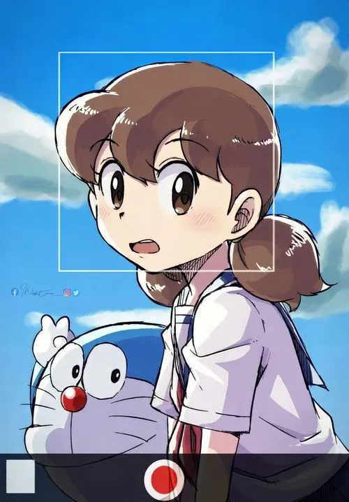 Sue mặc đồng phục, cầm ô Doraemon, bước dưới mưa, màu tím xanh tạo nét dịu